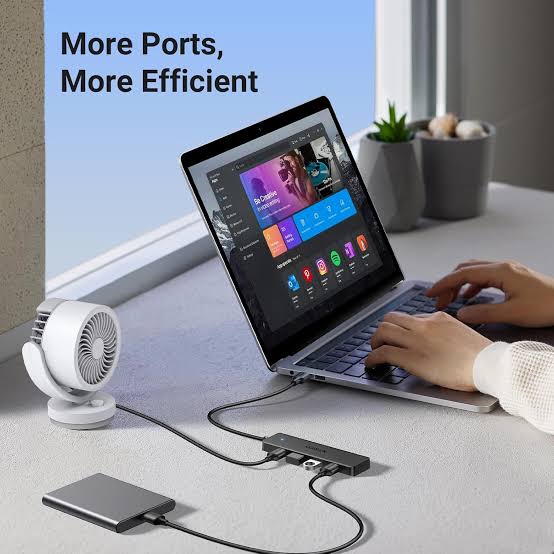 محول وموزع يو إس بي جديد UGREEN USB-A 3.0 يضم 4 منافذ USB-A 3.0 بسرعة 5Gbps بكابل 1 متر موديل 35574 (أسود)