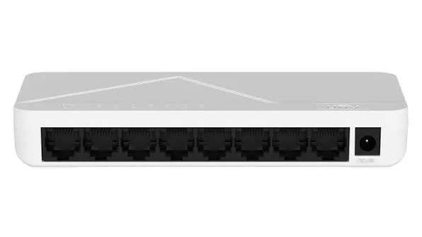سويتش شبكة يونيارش NSW1010-8GT-IN بـ 8 منافذ جيجابت سرعة 10/100/1000 ميجابت بهيكل بلاستيكي مكتبي